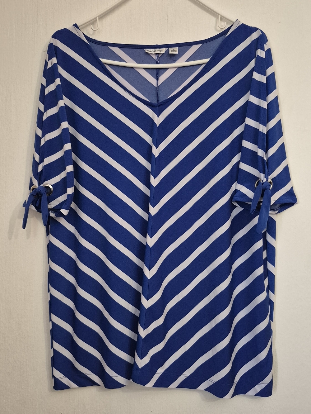 Croft & Barrow Women's Blue White Chevron Striped Tie Half Sleeve Blouse Large